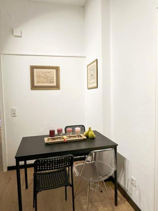 Igo Apartment 2 Schlafenzimmer Mit Waschmaschine Trockner Haustier Rheinufer 5Min Netflix Disney Plus 17-6 Duisburg Eksteriør bilde