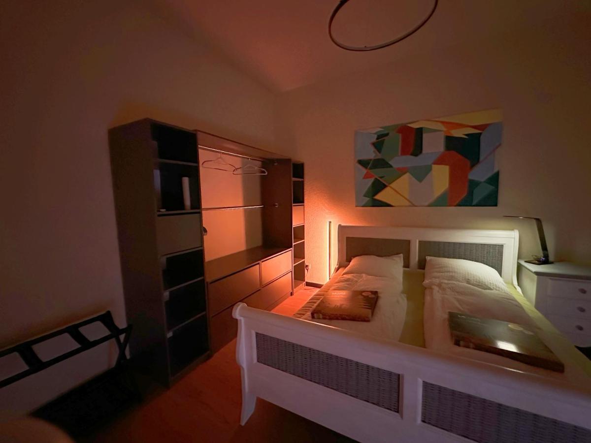 Igo Apartment 2 Schlafenzimmer Mit Waschmaschine Trockner Haustier Rheinufer 5Min Netflix Disney Plus 17-6 Duisburg Eksteriør bilde
