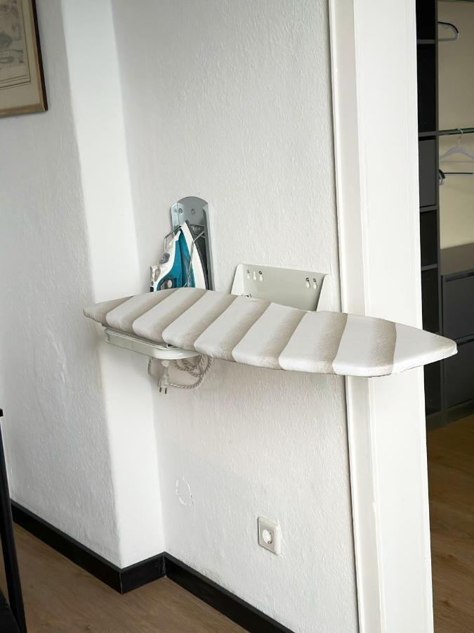 Igo Apartment 2 Schlafenzimmer Mit Waschmaschine Trockner Haustier Rheinufer 5Min Netflix Disney Plus 17-6 Duisburg Eksteriør bilde